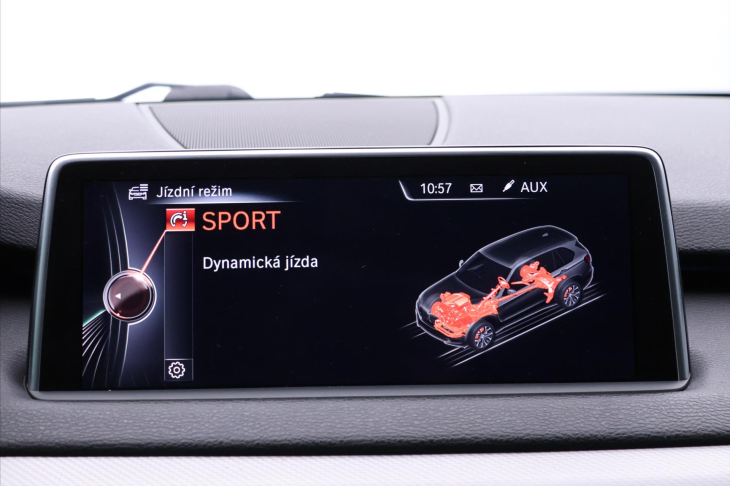 BMW X5 3,0 xDrive40d 230kW CZ