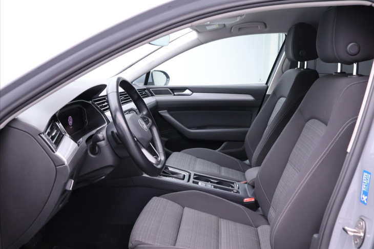 Volkswagen Passat 2,0 TDI 110kW DSG Variant Bussines
