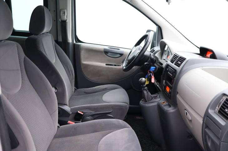 Fiat Scudo 2,0 JTD 120 kW 8-Míst Long