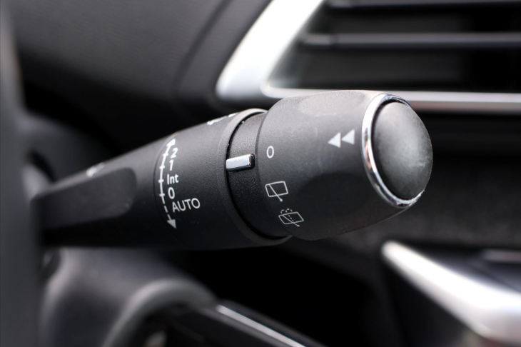 Peugeot 3008 1,5 HDi 96kW Allure CZ