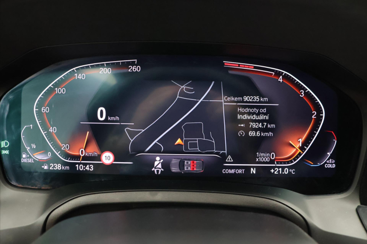 BMW Řada 3 2,0 320d 140kW CZ DPH Touring