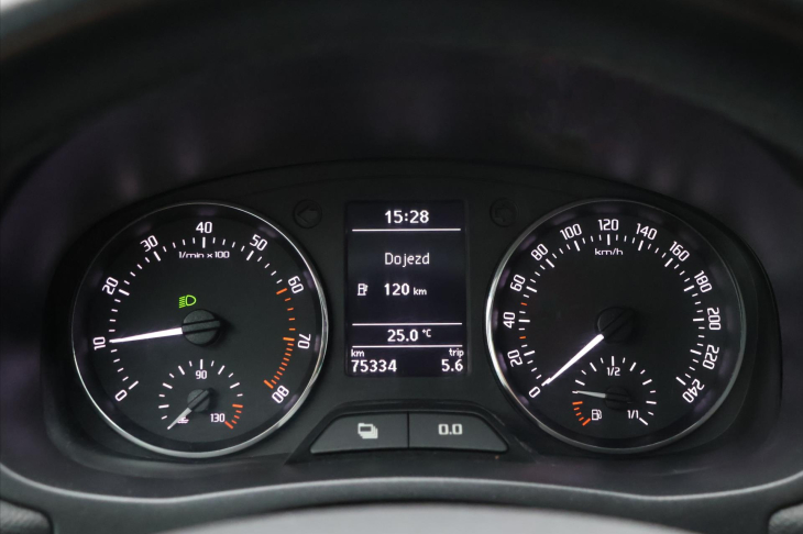 Škoda Fabia 1.2 i 51kW Elegance Sport CZ