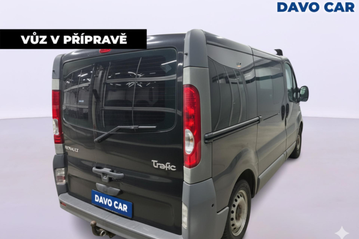 Renault Trafic 2,0 dCi 84kW Passenger 8-Míst