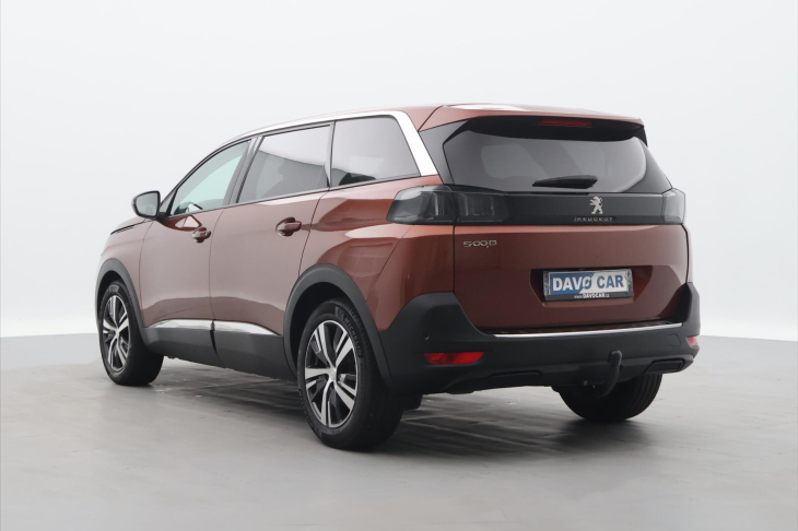Peugeot 5008 1.2 PT 96kW Allure 7-Míst DPH
