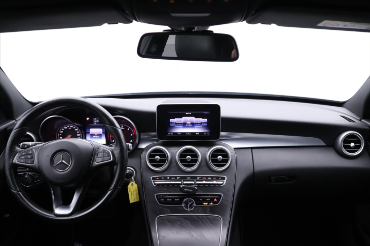 Mercedes-Benz Třídy C 2,1 250d 150kW 4Matic CZ DPH