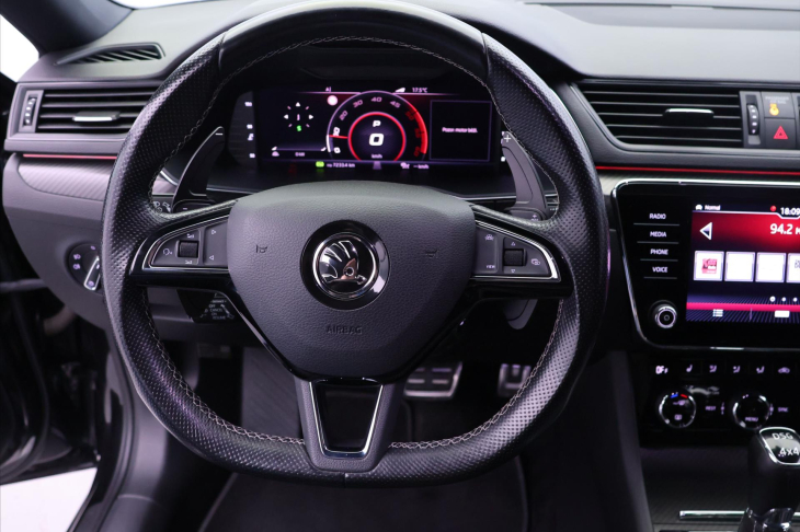 Škoda Superb 2,0 TDI 140kW DSG 4x4 CZ Sportline