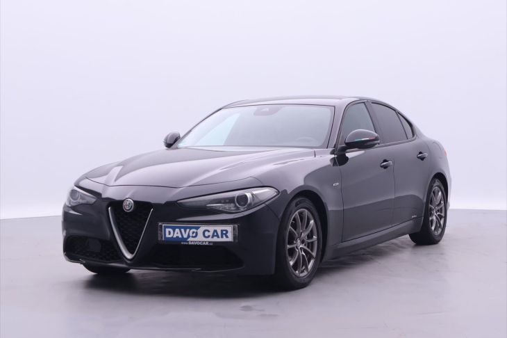 Alfa Romeo Giulia 2,1 JTD 110kW Aut. Navi Xenon