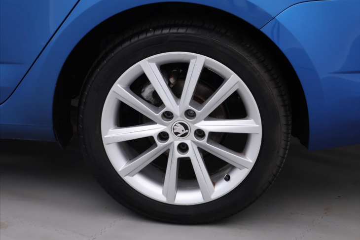 Škoda Octavia 1,4 TSI 103kW Elegance Xenon