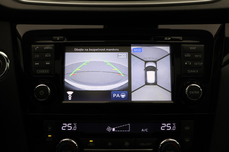 Nissan Qashqai 1,2 DiG-T 85kW Tekna Panorama