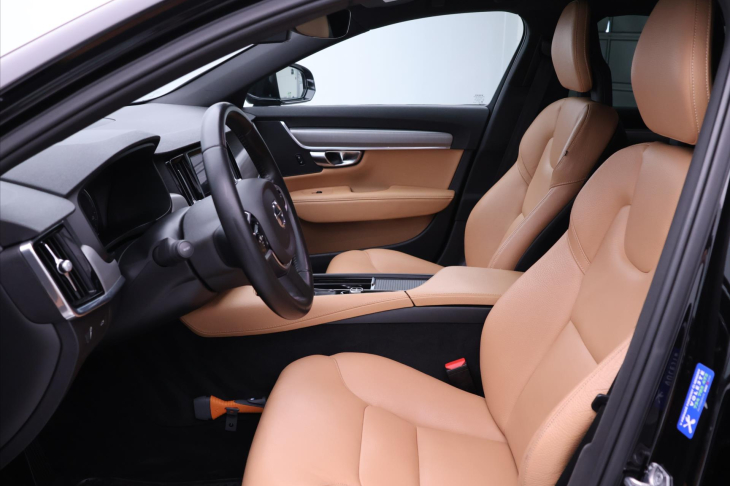Volvo S90 2,0 T5 187kW Drive-E Momentum