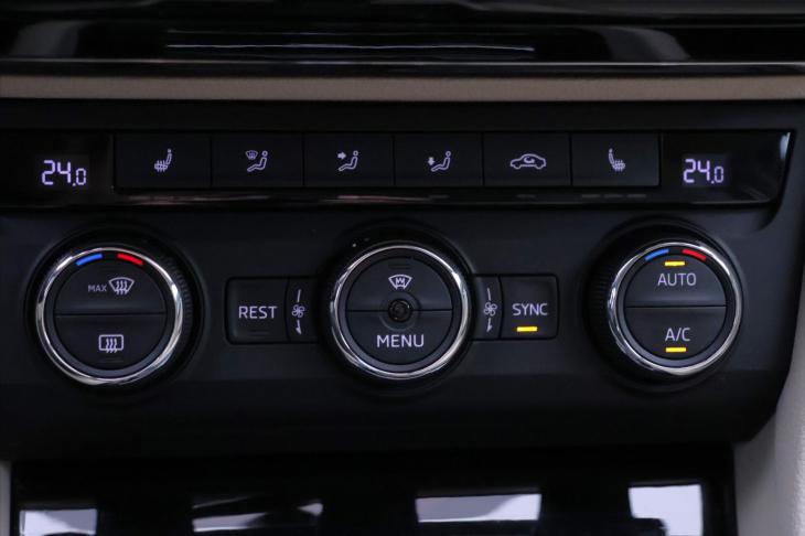 Škoda Superb 2,0 TDI 140kW CZ DSG 4x4 L&K