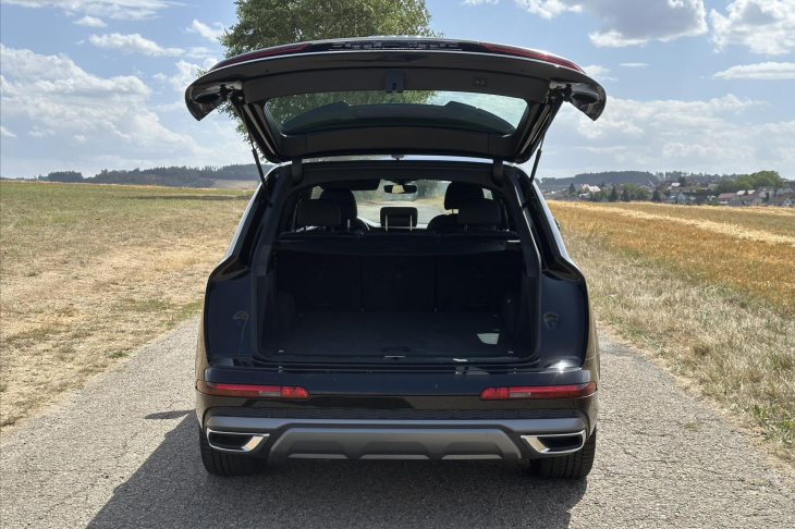 Audi Q7 3.0 50 TDI Quattro S line CZ DPH