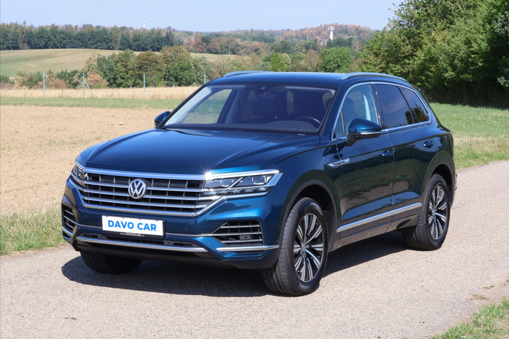 Volkswagen Touareg 3,0 TDI 210kW 4M LED DPH CZ