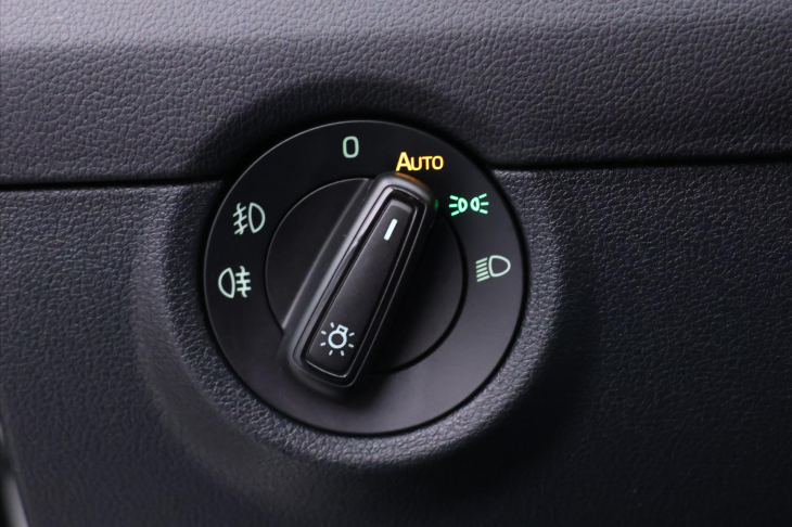 Škoda Octavia 2,0 TDI 135kW DSG Navigace RS