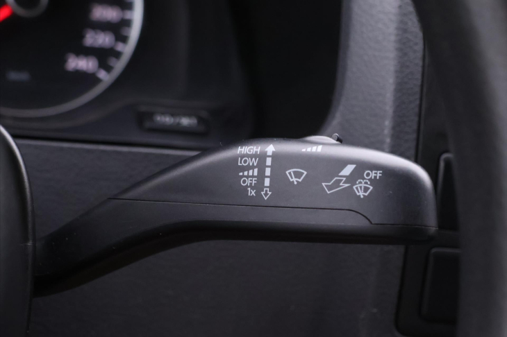 Volkswagen Transporter 2,0 TDI 62kW Tažné zařízení