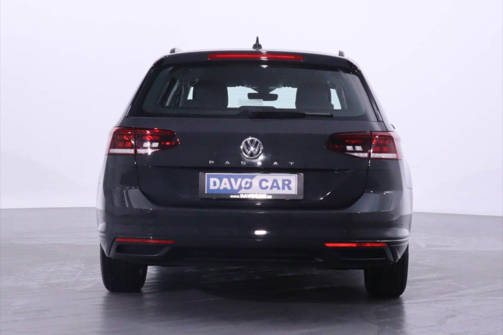 Volkswagen Passat 2,0 TDI DSG LED Navi DPH