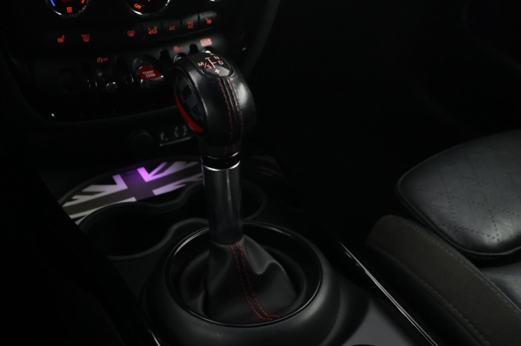 Mini Cooper 2,0 JCW ALL4 170kW H&K Aut