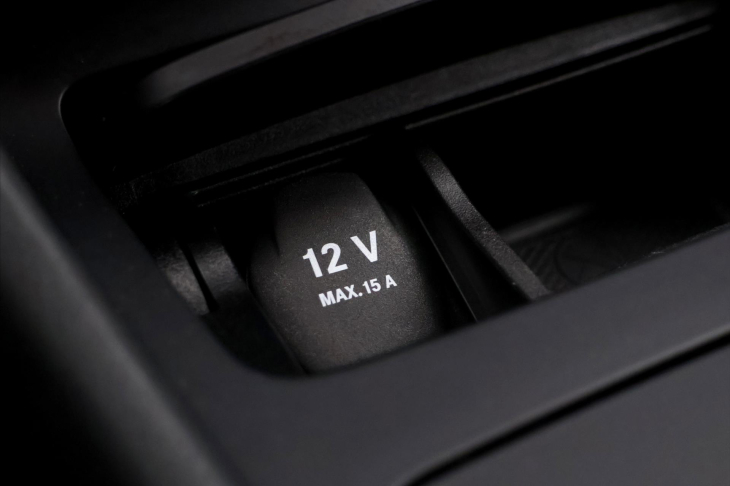 Mercedes-Benz CLA 1,6 200 115kW SB AMG Line