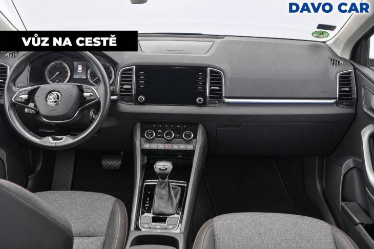 Škoda Karoq 1,5 TSI 110kW DSG Clever 1.Maj.