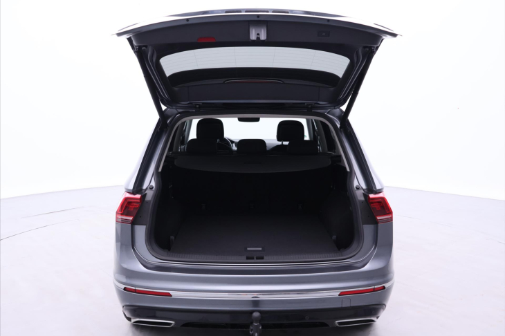 Volkswagen Tiguan Allspace 2,0 TDI DSG R-line 4M 1Maj DPH