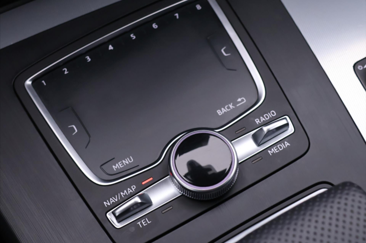 Audi Q5 2,0 TDI 140kW S-Line Quattro