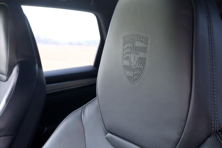 Porsche Cayenne 3,0 EHV 340kW Platinum DPH