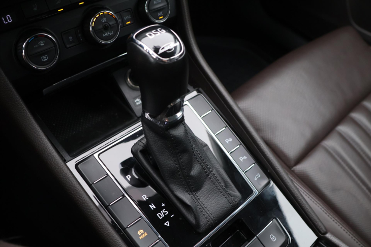 Škoda Superb 2,0 TDI 110kW DSG CZ L&K