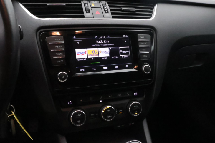 Škoda Octavia 1,6 TDI 81 kW JOY Aut.klima