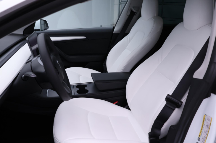 Tesla Model 3 Long Range 208kW Panorama