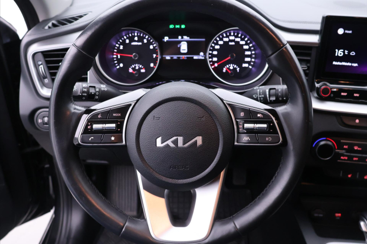 Kia Ceed 1,5 T-GDI 118 kW Top Aut. DPH