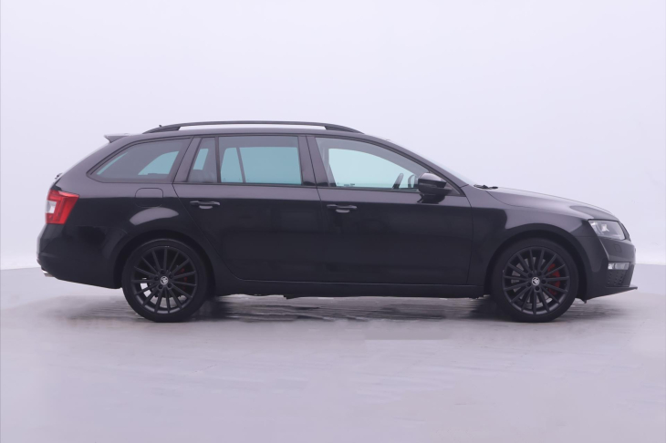 Škoda Octavia 2,0 TDI RS 135kW Xenon Kůže