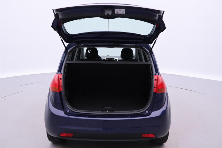 Kia Venga 1,6 i 91 kW Klima Serv.kniha