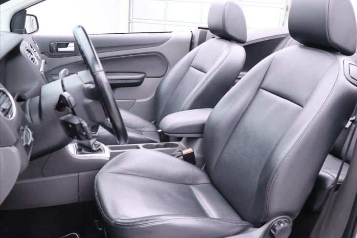 Ford Focus 2,0 i 107kW Titanium Kůže