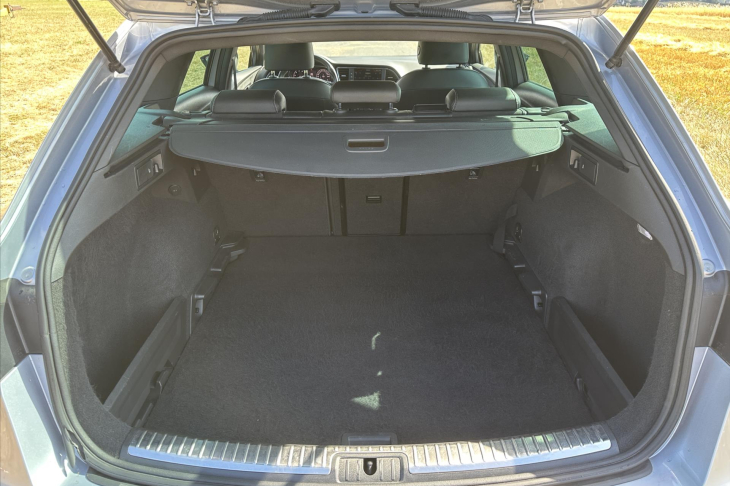 Seat Leon 2,0 TSI Cupra 221kW 4Drive DSG
