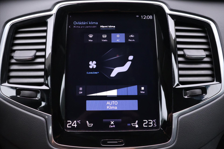 Volvo XC90 2,0 B5 AWD 173kW 1.Maj DPH CZ