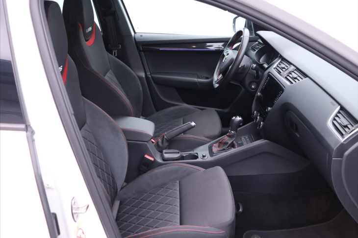 Škoda Octavia 2,0 TSI RS245 180kW DSG 1.Maj.