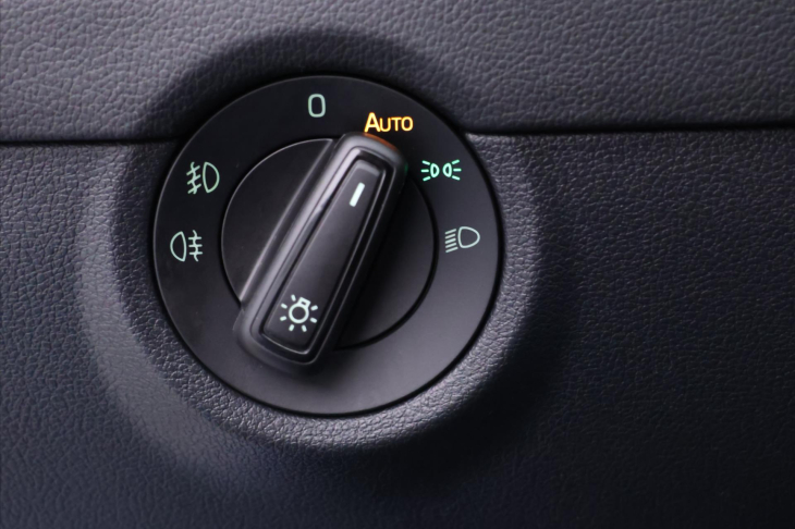 Škoda Octavia 1,6 TDI LEDCZ DPH 1.Maj.