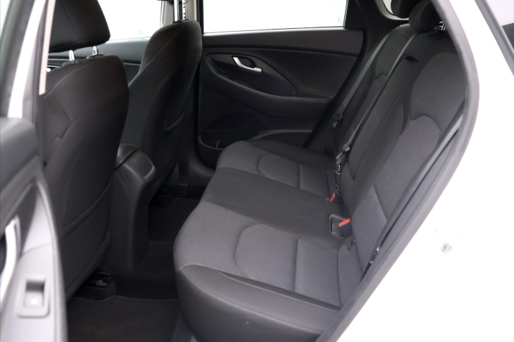 Hyundai i30 1,6 CRDi 85kW Smart LED CZ