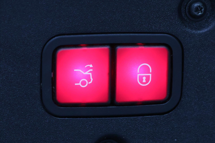 Mercedes-Benz CL 5,5 CL-CLASS 500 CZ 285 kW