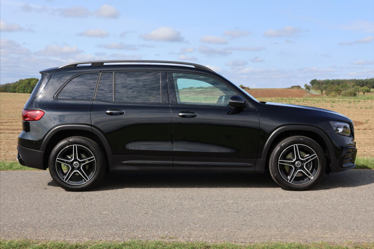 Mercedes-Benz GLB 2,0 200d 4Matic AMG Panorama