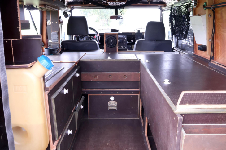 Land Rover Defender 2,5 110 Hard Top
