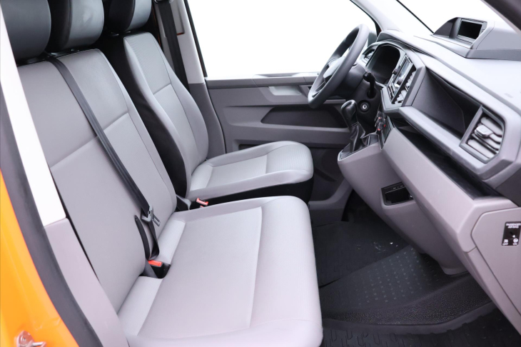 Volkswagen Transporter 2,0 TDI 110kW DSG L2 Klima DPH
