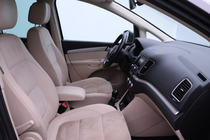 Volkswagen Sharan 2,0 TDI 100kW Highline Navi