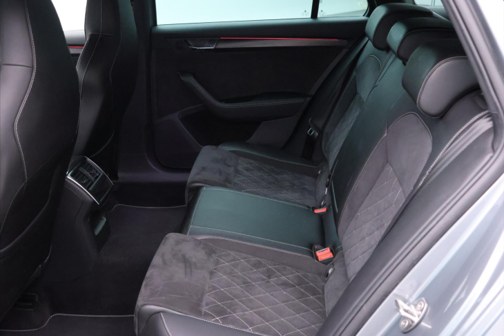 Škoda Superb 2,0 147 kW Sportline DSG DPH