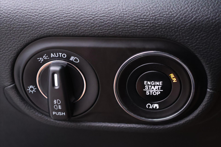 Maserati Levante 3,0 D 184 kW 4x4 Automat Kůže