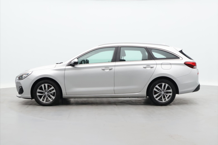 Hyundai i30 1,4 T-GDI 103kW DCT Navi LED