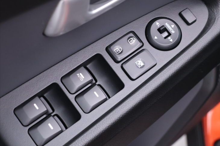 Kia Sportage 1,7 CRDI 85kW CZ 99.tkm 1.maj.