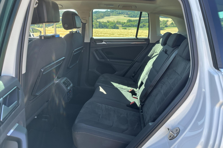 Volkswagen Tiguan 1,4 TSI DSG R-line matrix virtual
