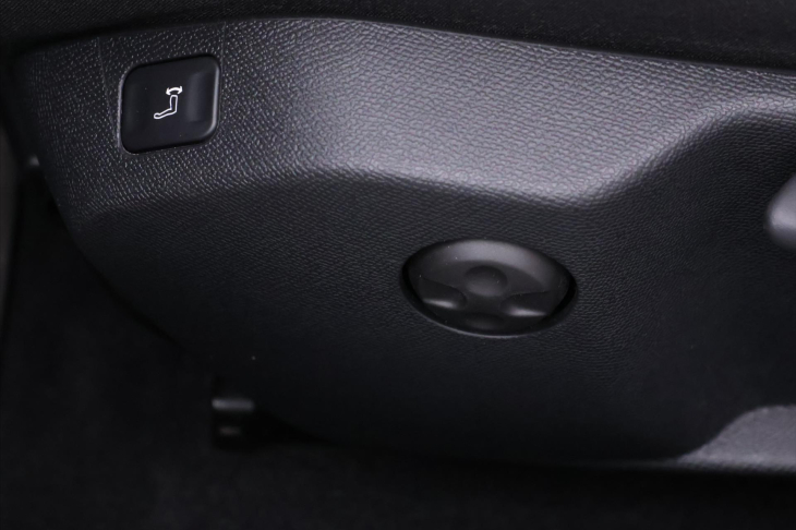 Peugeot 508 1,5 HDi 96kW Aut. Allure DPH