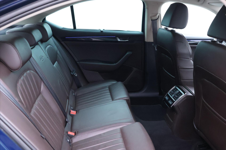 Škoda Superb 2,0 TSI 206kW DSG 4x4 L&K